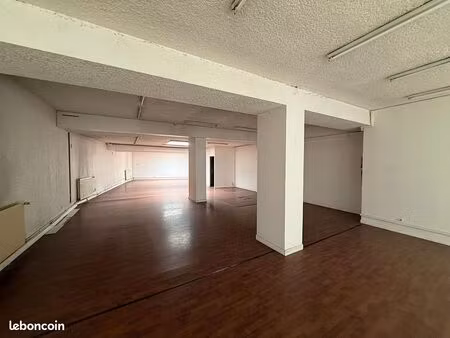 local commercial 160 m² lannion