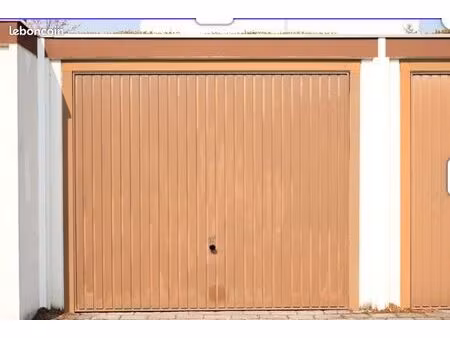 recherche box ou garage fermé à louer dans dinan