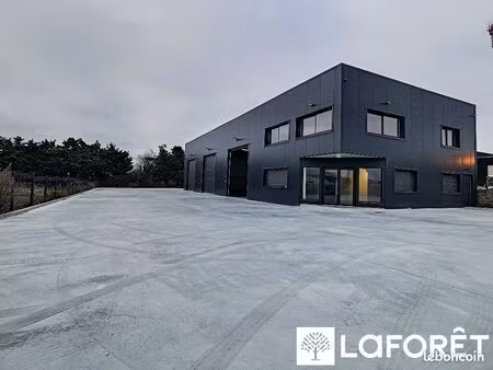 local 1700 m² saint ouen de thouberville