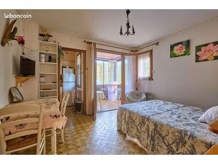 appartement 1 pièce 27 m²