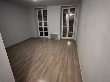 t2 duplex a louer