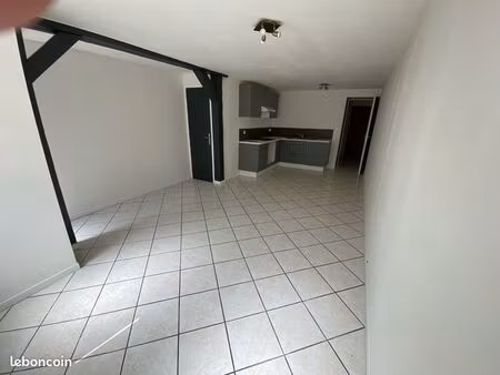 appartement f2 40m2. centre ville