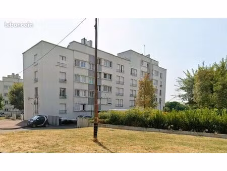 appartement 4 pièces 74 m²