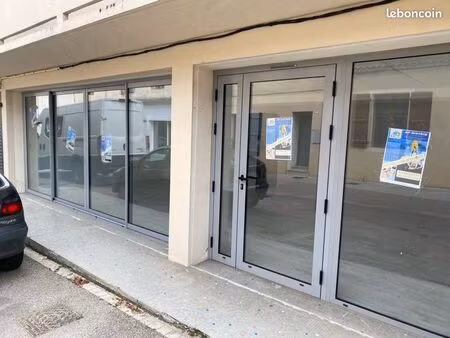 local commercial rue du marché 55m2