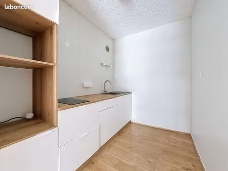 la rochelle - appartement-t1bis a louer quartier mireuil