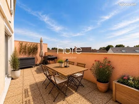 triplex 6 pièces 109 m²