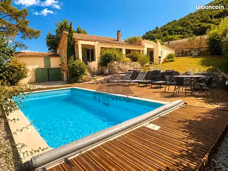 mas 5 pièces 92 m²