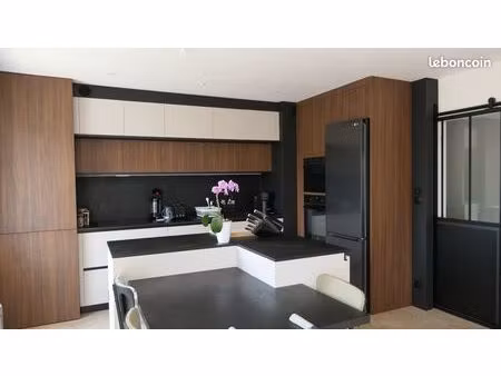 ⭐ rare à châteaubourg – t4 de 77 m² avec exceptionnelle terrasse de 63 m²  dernier étage  