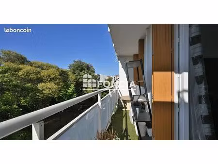 à vendre – appartement t2 traversant de 52 m² avec terrasse  garage  cave et locataire en 