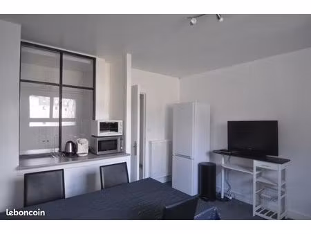 chambre 1 pièce 66 m²