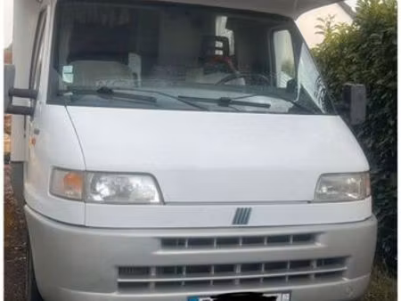 recherche local pour stocker camping car