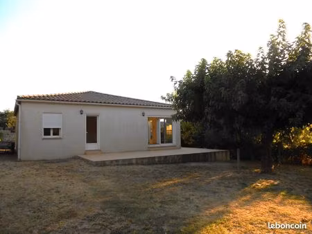 vends maison 105 m² sur terrain de 1100 m²