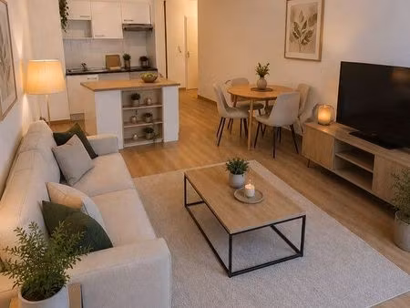t3 de 63 m² avec loggia et parking – toulouse arènes