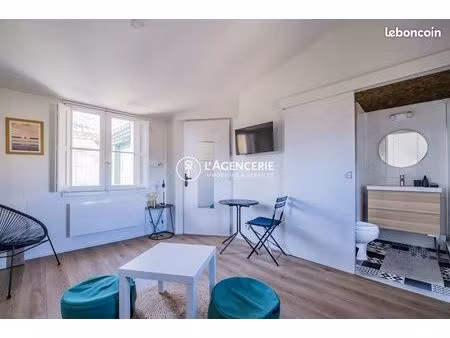 studio 1 pièce 18 m²