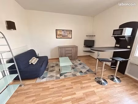 studio meublé chu bretonneau inclus electricité + wifi