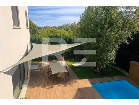maison 5 pièces 130 m²