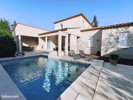 villa 150m2 avec piscine sur mus