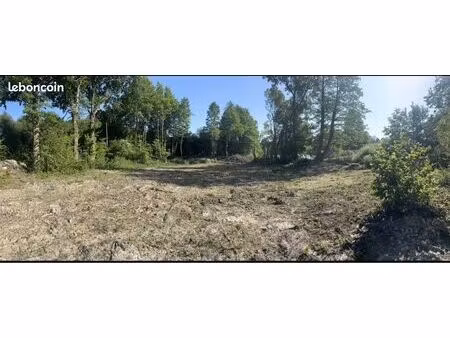 terrain 1600m2