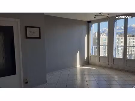appartement 3 pièces  57 m²