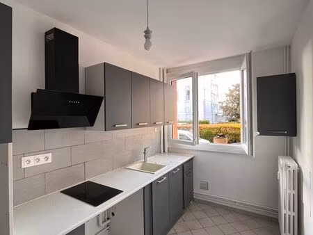 appartement refait à neuf à louer