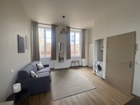 studio refait a neuf - gare saint jean