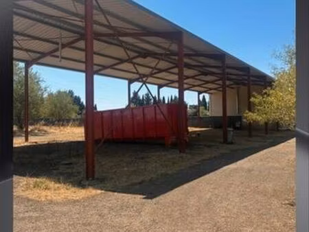 loue hangar