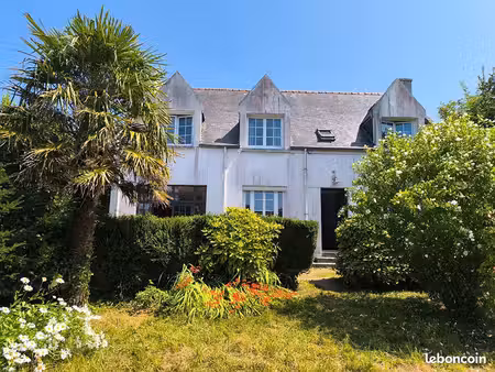 maison 9 pièces 140 m²