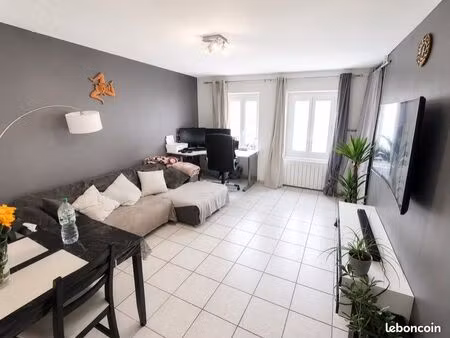 appartement t2 de 42 24 m² à louer – pont-de-chéruy (38230)