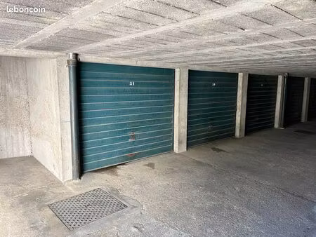 box fermé centre ville accès sécurisé