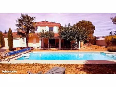 belle maison st rambert  terrain 1000m2  piscine