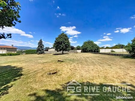 terrain 830 m² salaise-sur-sanne