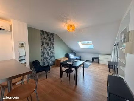 studio caserne de bonne