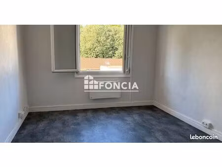 grenoble rue le brix  appartement t1 bis de 33 79 m²  tbe  dpe classe d