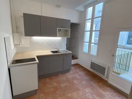 p2 t2 pour étudiants centre ville nimes