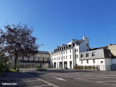 quimper hyper centre bureau individuel de 17 3 m2 espace chapelle providence à louer