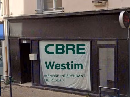 local commercial 32 m² brest
