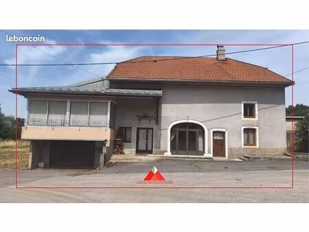 maison 10 pièces 325 m²