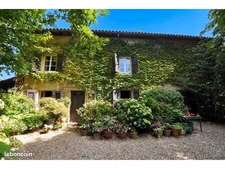 maison 3 pièces 106 m²