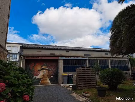 hangar à louer