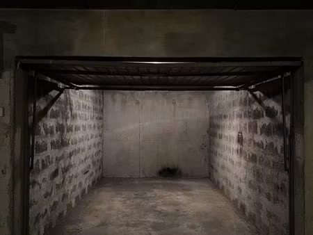 garage/box 15 m² avec l'électricité echirolles