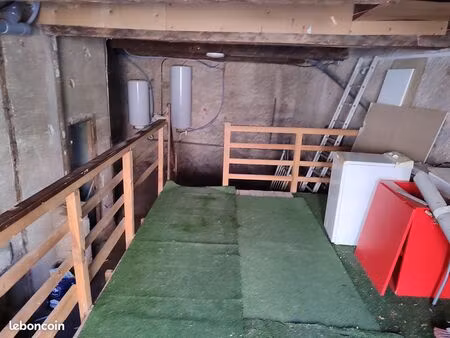 loue garage / stockage centre ville de montbrison