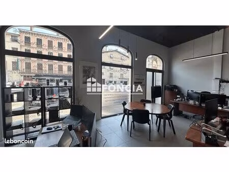 commercial_premise