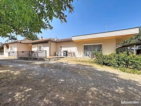 maison 6 pièces 148 m²
