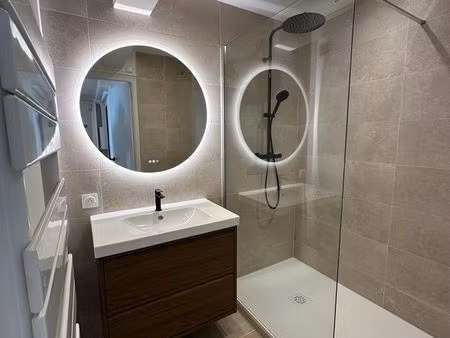 t4 meublé de 70 m² rénové avec aperçu mer - cours dajot