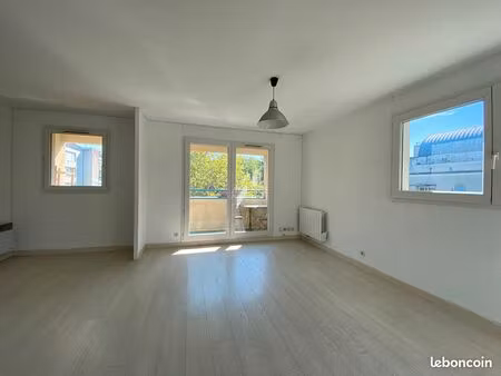 appartement 3 pièces 63 m²