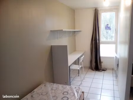 studio moderne et meublé à 5 min gare cergy st christophe