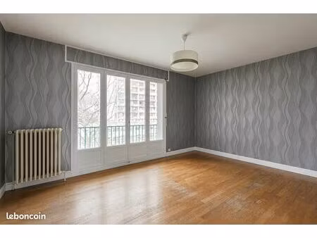 t2 55 m² – grenoble cours de la libération – 2 balcons – prix négociable