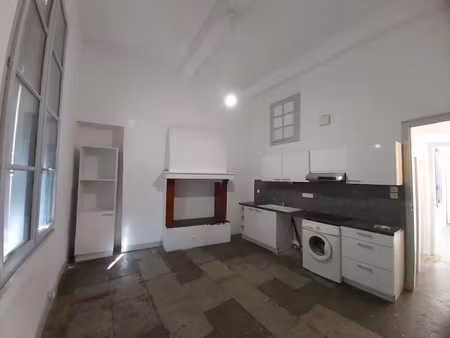 location appartement 4 pièces 112.35 m² à montpellier (34000)  1 165 €