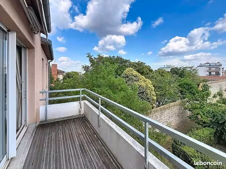 appartement 3 pièces 93 m²