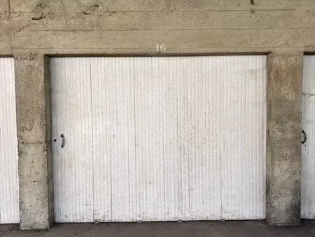 garage/ box à louer